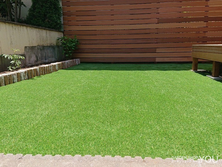 本物みたいな人工芝