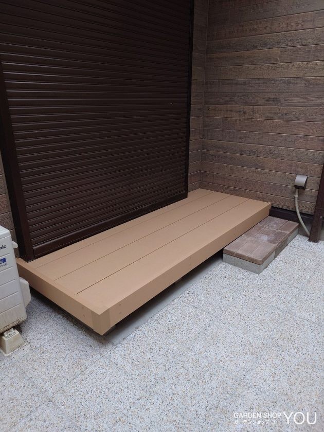 樹脂製のデッキ